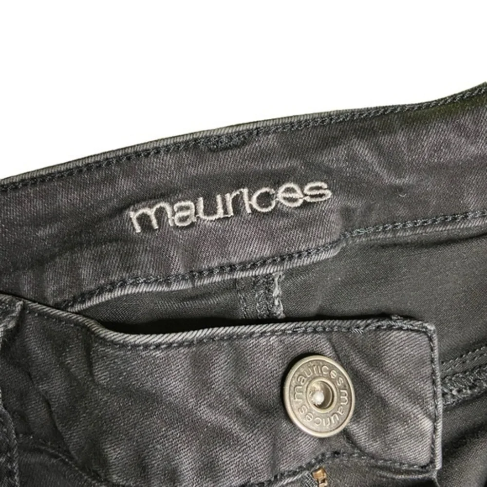 Maurices Jeans Faded Black Studded Skinny Jeans Size Medium Regular 8 10 - Picture 8 of 14